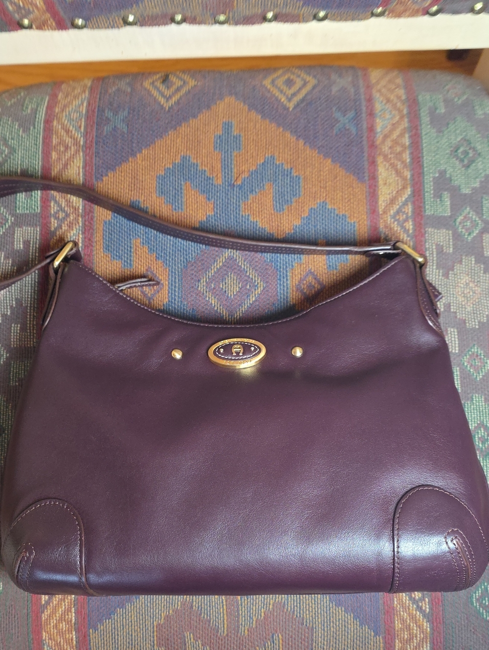 Vintage Etienne Aigner Bordeaux Leather EST 1949 Logo Bag - Excellent Condition - Picture 13 of 17